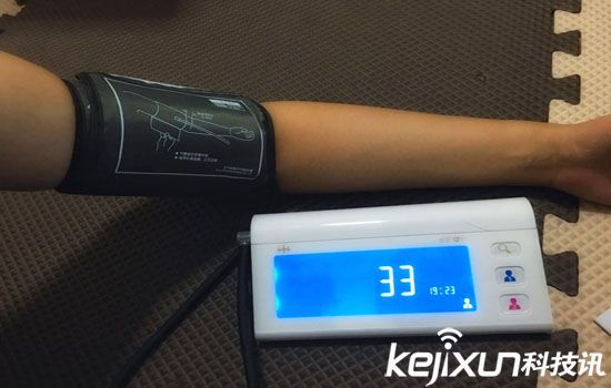 樂心i5s電子血壓儀評測：智能與現實結合 操作性方便的血壓儀