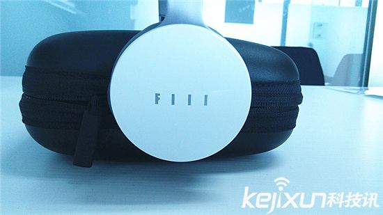 FIIL DIVA耳機體驗評測：律動時尚的智能降噪耳機