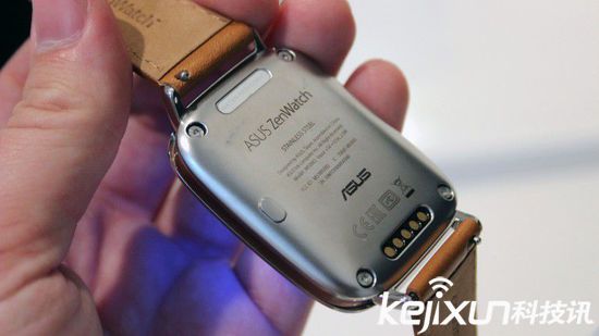 華碩ZenWatch3手表登陸美國(guó) 與蘋(píng)果iwatch2直接對(duì)話(huà)