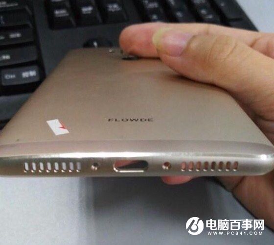 華為Mate9真機后蓋曝光：縱向雙攝像頭+心率傳感器