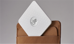 Tile推新一代Slim追蹤器：兩張信用卡那么薄