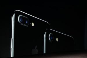 iPhone7 plus采用1200萬(wàn)像素雙攝像頭 舉報(bào)防水防塵