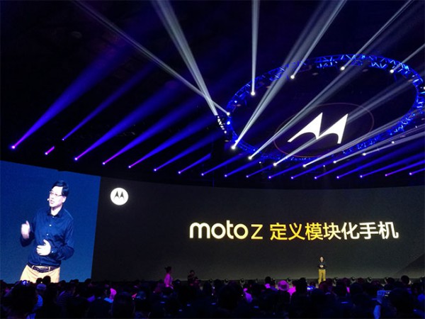 谷歌向左聯想向右 Moto Z模塊化手機路在何方？