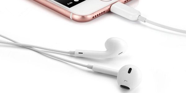 iPhone7/Plus耳機物理按鍵失靈，官方稱即將修復