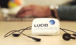 想控制自己的夢(mèng)境么？戴上Lucid Dreamer睡覺就可以造夢(mèng)