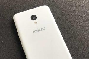 最快本月發(fā)！魅族魅藍神秘新機曝光：外形是這樣