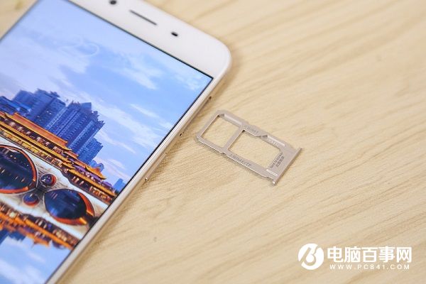 OPPO R9s評(píng)測：屏幕、網(wǎng)絡(luò)競爭分析