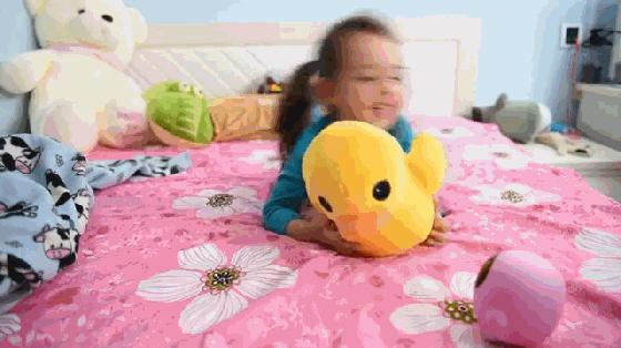 獨(dú)生子女太孤單？這個機(jī)器人能陪孩子學(xué)習(xí)一起玩