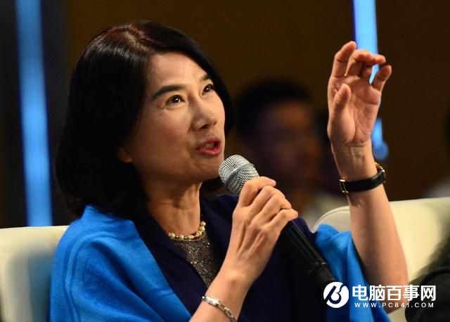 董明珠被免格力集團董事長 是正常職務調整還是斗爭前奏？