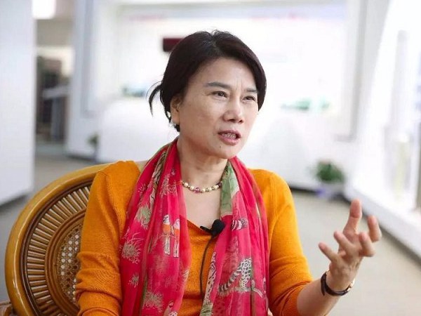 突然被免去董事長 董明珠在格力還能走多遠？