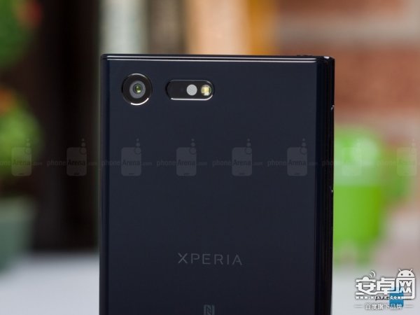 Compact 依舊？Xperia X Compact 評測