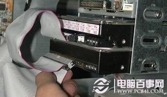電腦開機(jī)時(shí)總是提示按F2的解決方法