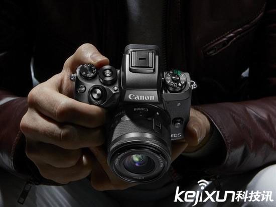 佳能發(fā)布最新旗艦微單EOS M5 五軸防震高速對焦