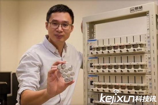 納米電池續(xù)航能力增20倍 幾秒完成手機充電
