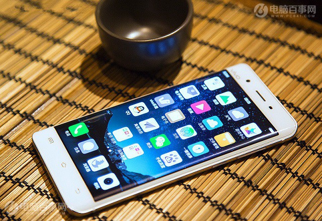 vivo Xplay6和Xplay5哪個(gè)好看？顏值對比