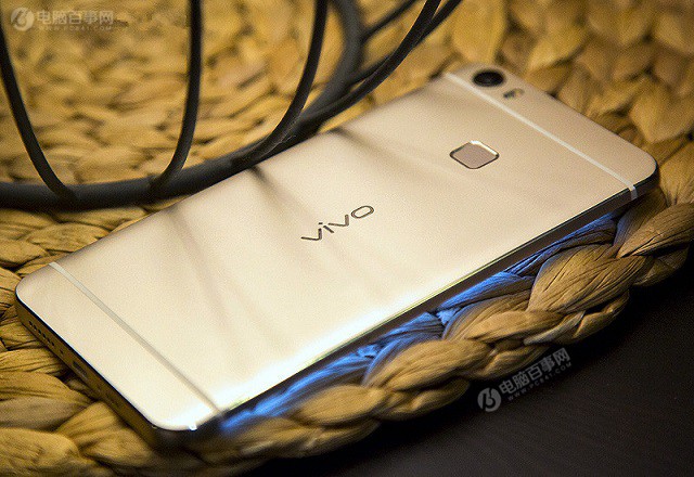 vivo Xplay6和Xplay5哪個(gè)好看？顏值對比
