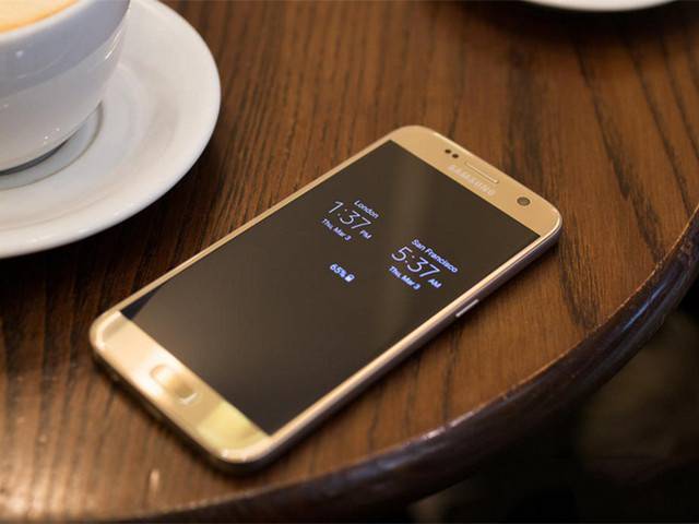 不信來(lái)戰(zhàn) 在這方面iPhone7只能是倒數(shù) 