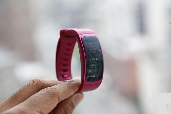 三星Gear fit2智能手環實物解禁+官方視頻