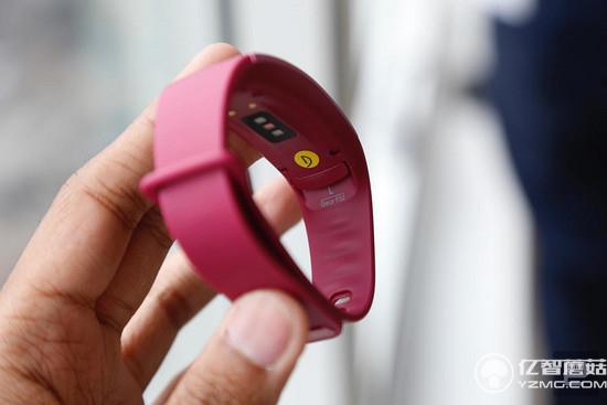 三星Gear fit2智能手環實物解禁+官方視頻