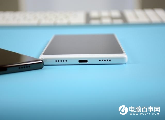 小米MIX白色版和黑色版哪個好看？小米MIX黑色與白色的區(qū)別