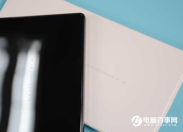 小米MIX白色版和黑色版哪個好看？小米MIX黑色與白色的區(qū)別