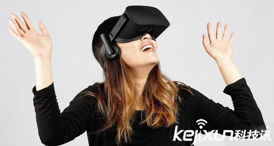 昆明女子玩VR跳樓游戲摔斷門牙 體驗VR需謹慎