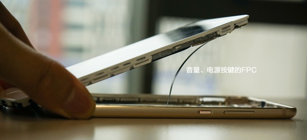 華為P10后蓋怎么打開？可以換嗎 華為P10后蓋拆解方法