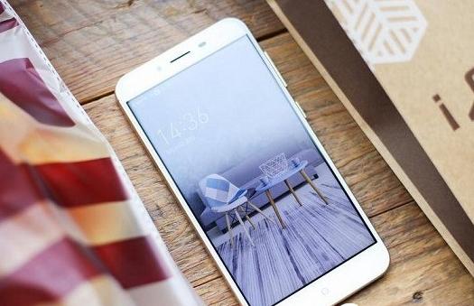 360Vizza與紅米Note5A的區(qū)別 360Vizza和紅米Note5A哪個好？
