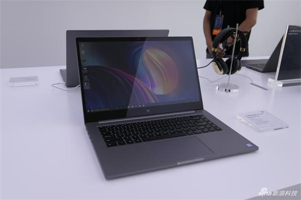 小米筆記本Pro體驗 性能如何對飆MacBook Pro？
