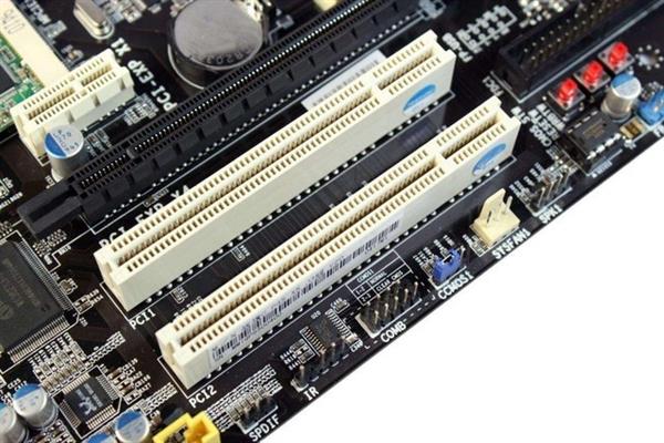 顯卡PCI/AGP/PCI-E接口啥區別？看完秒懂
