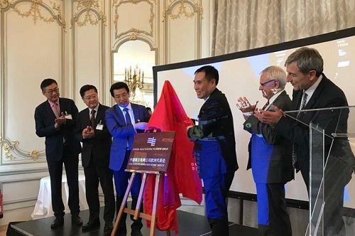 特斯拉首款電動半掛卡車剛發布 加拿大雜貨巨頭訂25輛