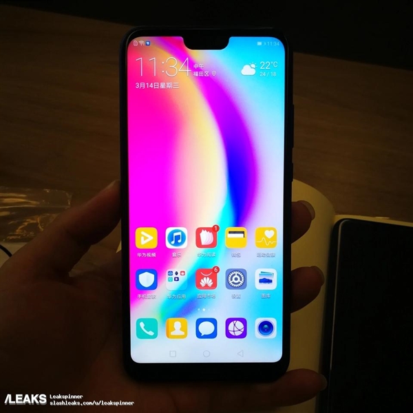 華為nova 3e真機的上手照片曝光：雙面玻璃全面屏設計