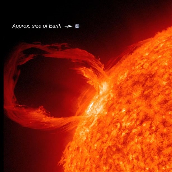 超強太陽風(fēng)暴到達地球：全范圍停電帶來壯麗極光