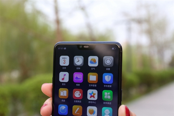 OPPO R15全面評測 最超值的異形全面屏！