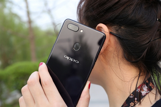 OPPO R15全面評測 最超值的異形全面屏！