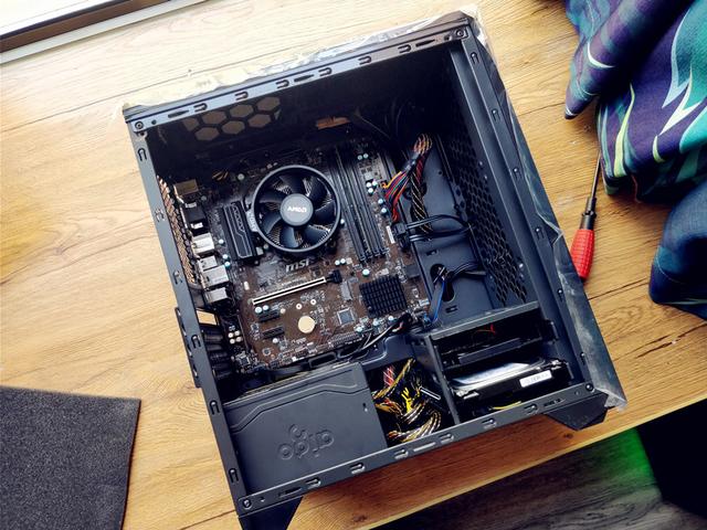 2700元組裝一臺R5-2400G最強APU主機配置 不帶獨顯依然給力