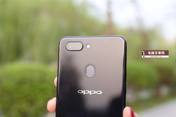 3K檔的熱門旗艦機 榮耀10和OPPO R15買哪個好？g