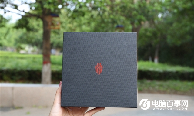 紅魔游戲手機(jī)值得買(mǎi)嗎 努比亞紅魔游戲手機(jī)評(píng)測(cè)