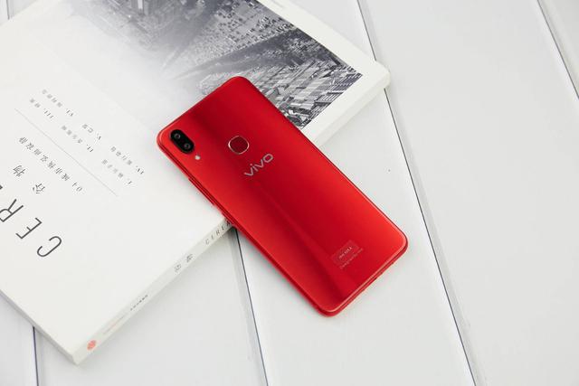vivo X21i值得買嗎？vivo X21i評測