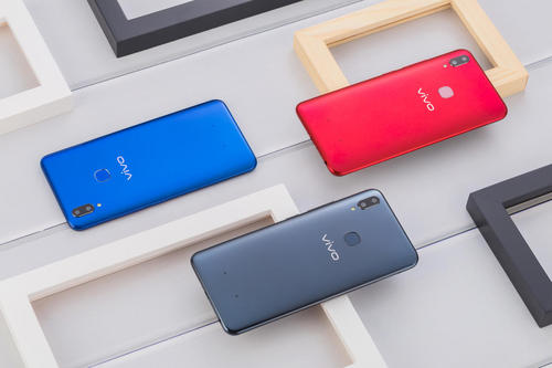 vivo Z1真機圖賞：顏值與實力的擔當，超強性價比
