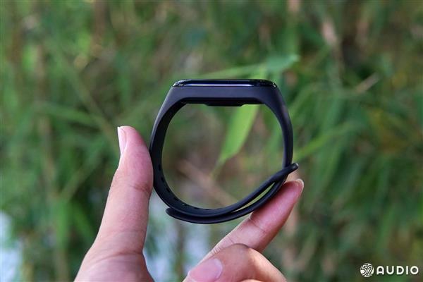 小米手環3體驗：戴上你就絕對不想摘下來