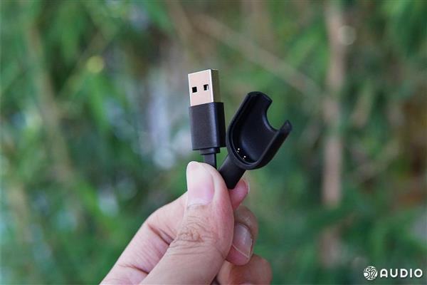 小米手環3體驗：戴上你就絕對不想摘下來