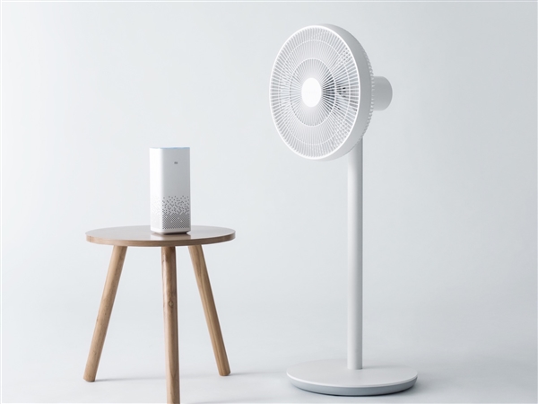 智米自然風風扇發布：支持小愛/內置電池續航20小時