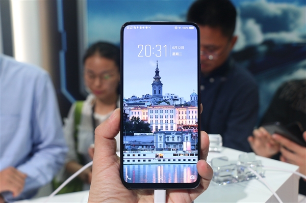vivo NEX上手體驗：目前最酷的全面屏旗艦機