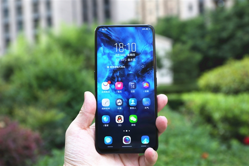 vivo NEX評測：首發升降式相機 這才是未來的手機