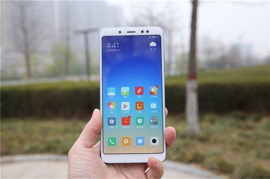 紅米6 Pro和Note5哪個好？紅米Note5和6 Pro區別對比