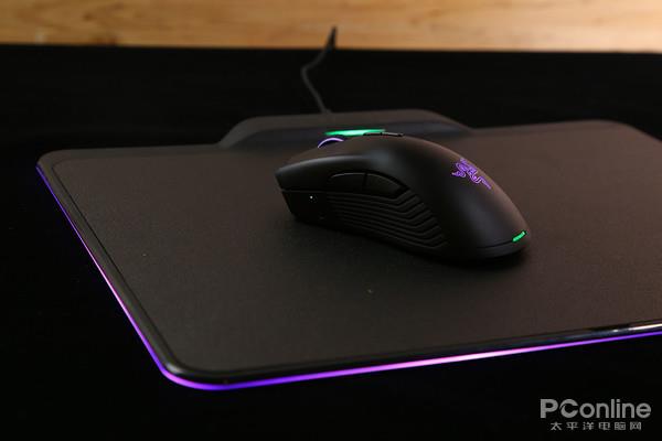無線充電鼠標真的好用？三大廠商千元級無線充電鼠標對比