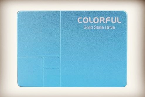 七彩虹推出SL500 640GB藍色限量版：送32GB U盤
