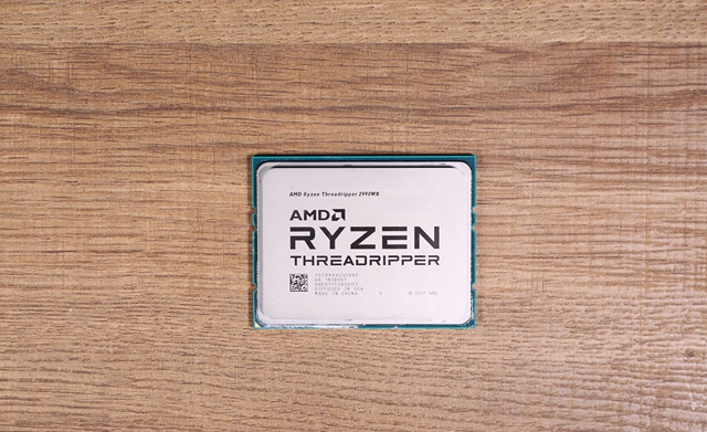 AMD線程撕裂者2990WX開箱圖賞 32核最強CPU來襲！