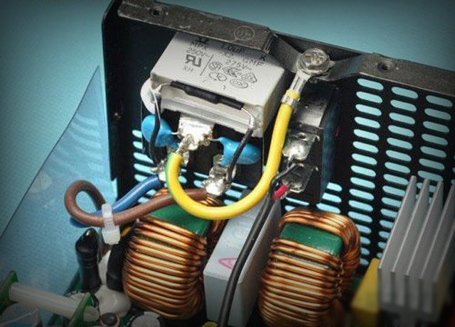怎么看電源質(zhì)量好壞？八招教你判斷電腦電源用料是否縮水